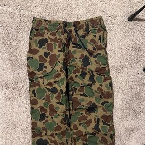 VANS Camouflage Cargo Pants with draw strings